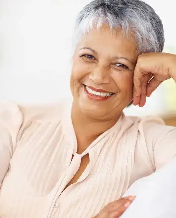 Sorriso com Implante Dentário