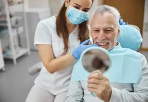 Implante Dentário