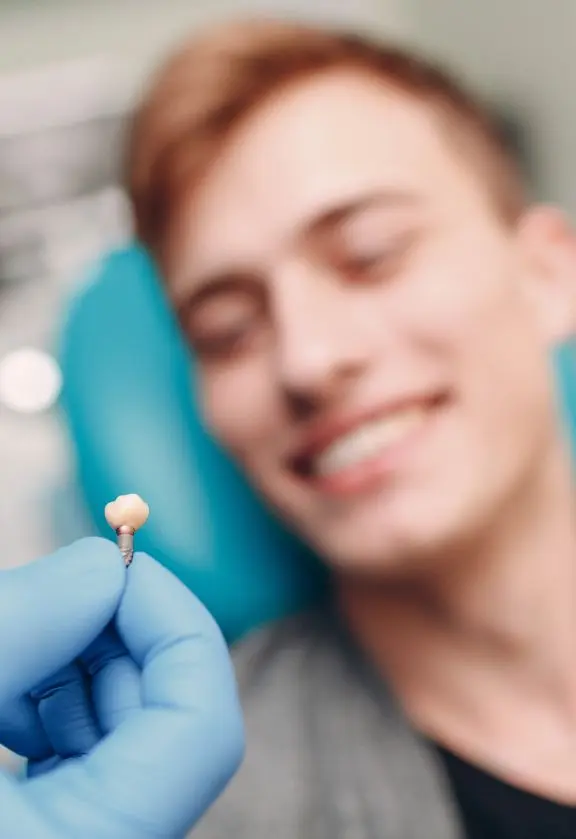 Dentista especialista em implante dentário em São Paulo